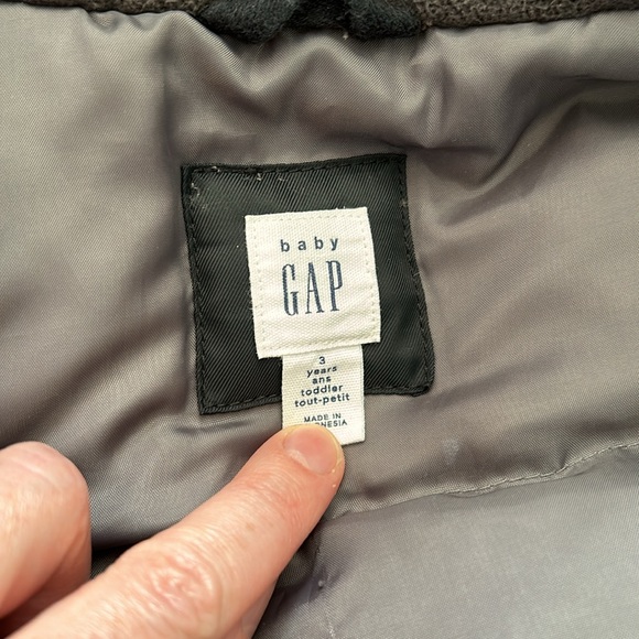 Gap 3T puffer winter jacket - Picture 12 of 15